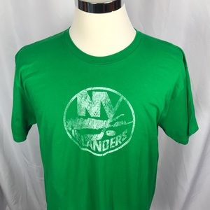 Green New York Islanders NWT old time hockey Tee